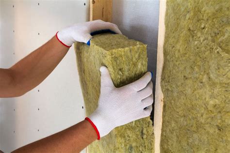 Best Soundproofing Insulation for Walls and Ceilings in 2024