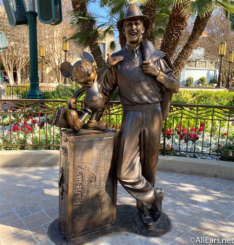 PHOTOS: This Iconic Disneyland Resort Statue Got a Glow Up! - AllEars.Net