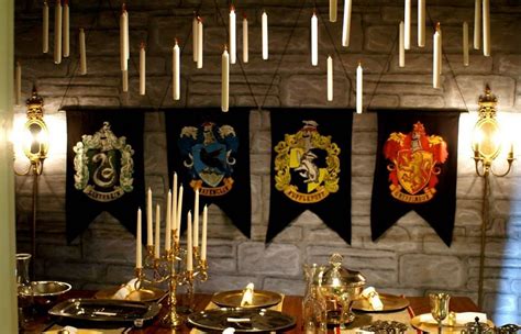 Harry Potter Party Decorations Idea | Harry potter theme party, Harry potter decor, Harry potter ...