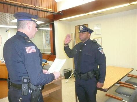 Seekonk swears in two new police officers | Seekonk | thesunchronicle.com