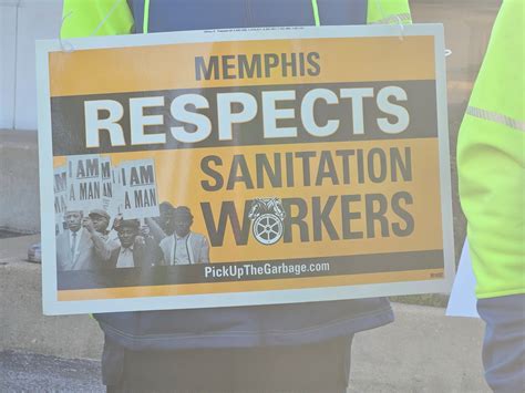 Sanitation workers strike after death at Memphis landfill | WREG.com