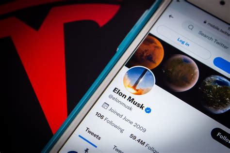 New report says Musk requested Tesla executives work at Twitter