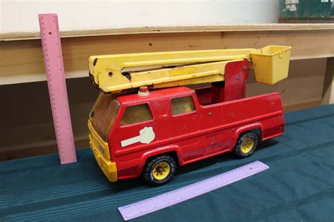 Vintage Metal Tonka Fire Truck