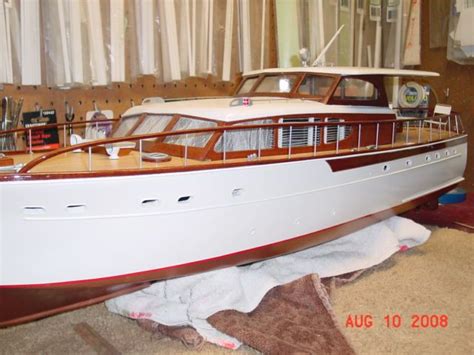 Chris Craft model Boat Another genuine classic: a real beauty! | Model boats building, Classic ...