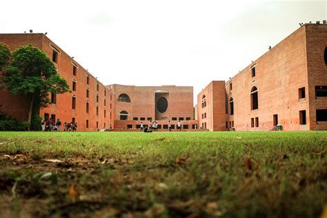 HRD ministry | Rethink on IIM after CAA vote - Telegraph India