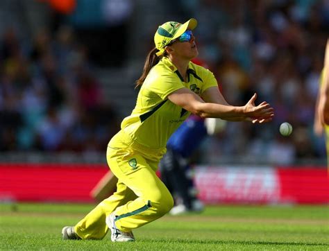 Adelaide Strikers beat Brisbane Heat to retain WBBL title | Reuters