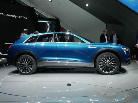 Audi e-Tron Quattro Concept has a range of 310 miles