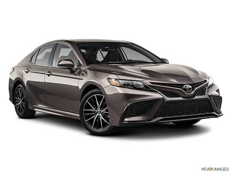 2024 Toyota Camry SE: Price, Review, Photos (Canada) | Driving