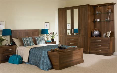 Fitted Bedroom Furniture and Hinged Wardrobes from a UK company