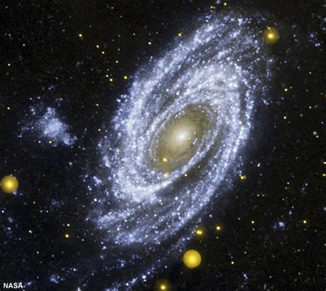 NASA Pictures of the Universe | Galaxies, Nebluae, Stars and More!