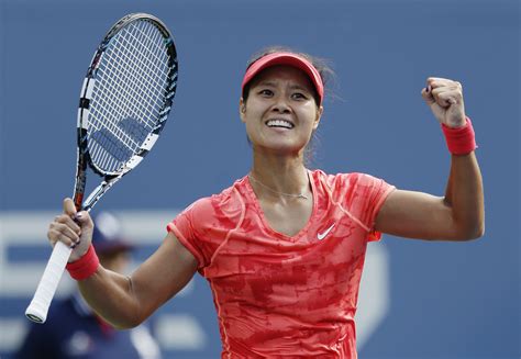 Chinese tennis star Li Na builds on a career of firsts - CBS News