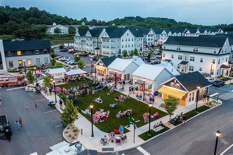 Eastdale Village Poughkeepsie Announces 2023 Second Fridays