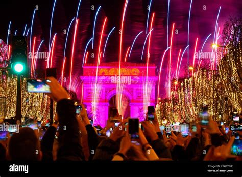 Paris, France - January 1st, 2023 : New Year's fireworks over the Arc ...