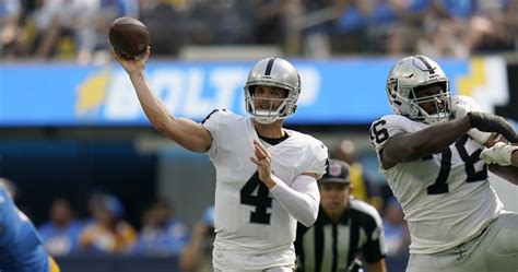 3 Ways Raiders Offense Must Improve Against Cardinals in Week 2 | News ...