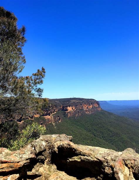 Hiking the National Pass, Blue Mountains | Adventurous Trails | Blue ...