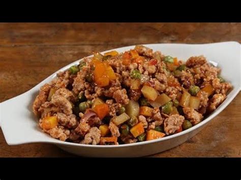 ginisang pork giniling with carrots patatas, green peas and sayote. - YouTube