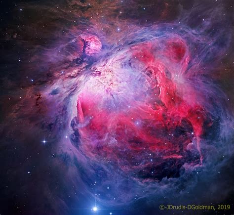 APOD: 2019 October 30 - M42: Inside the Orion Nebula