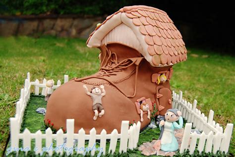 The Old Woman Who Lived In A Shoe - CakeCentral.com