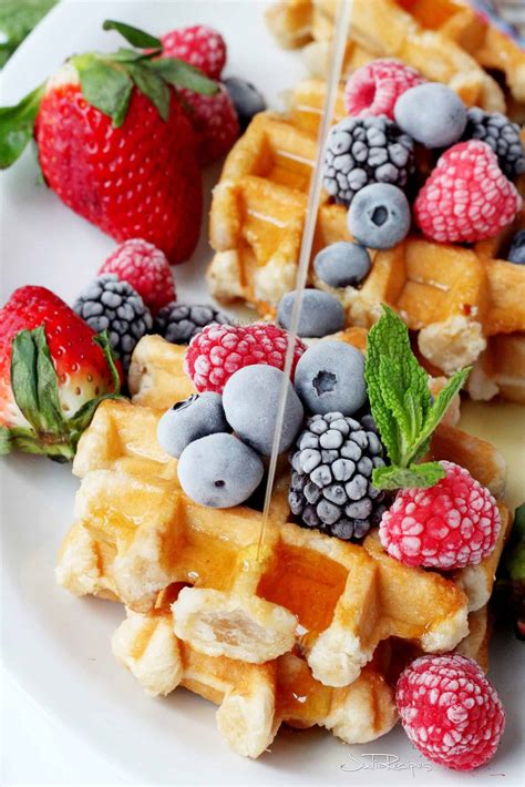 HOMEMADE BELGIAN WAFFLES RECIPE - Julia Recipes