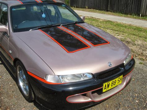 Aussie Old Parked Cars: 1996 Holden VS Commodore 3.8 V6 Supercharged Wagon