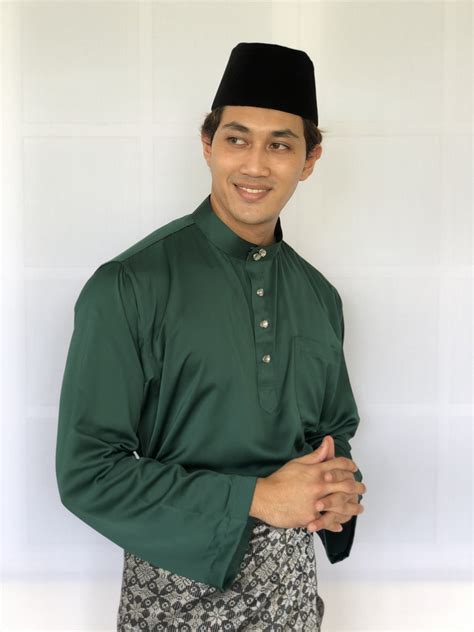 Baju Melayu Cekak Musang Tradisional : MELAYU NUSANTARA: BAJU MELAYU OH ...