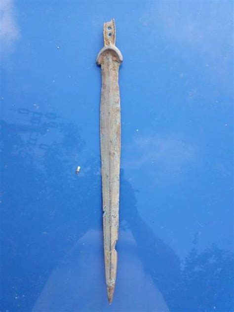 3000-year-old sword discovered in eastern Romania | Romania Insider