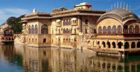 Deeg Palace Bharatpur, India - Location, Facts, History, Architecture ...