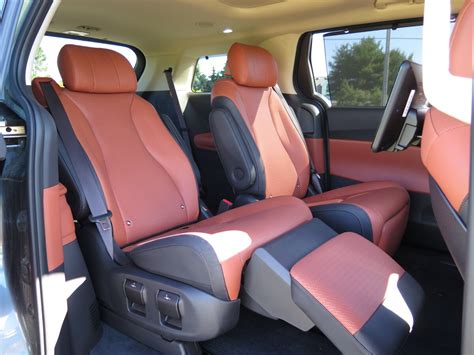 2022 Kia Carnival: 103 Interior Photos | U.S. News