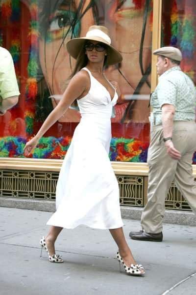 Beyonce on the set of The Pink Panther | Beyonce white dress, Beyonce ...