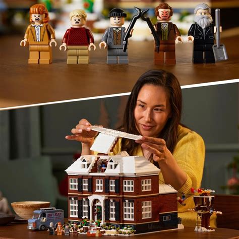 LEGO Ideas 21330 Home Alone Kevin allein zu Haus Set | Smyths Toys ...