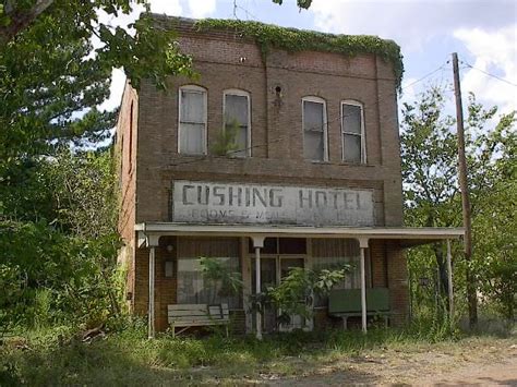 cushing hotel | Abandoned hotels, Old abandoned buildings, Old abandoned houses