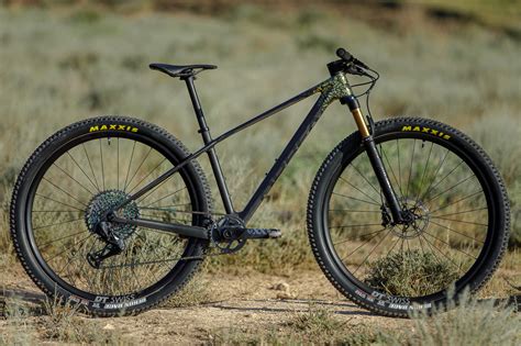 Best Hardtail Mountain Bikes Under $500 [October 2020] - Playcast Media