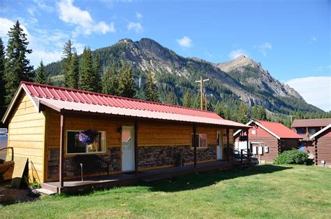 HIGH COUNTRY MOTEL AAND CABINS - Updated 2022 Prices & Specialty Hotel Reviews (Cooke City, MT)