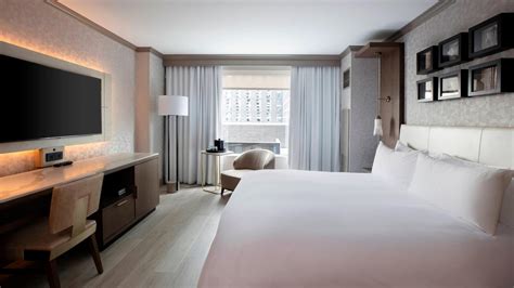 Hotels in Downtown Louisville, KY | Louisville Marriott Downtown