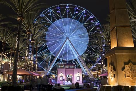 First Circle Design | Ferris Wheel at Irvine Spectrum Center – Irvine, CA