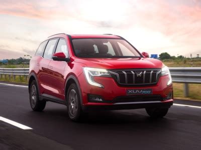 Mahindra XUV700 First Drive: Should You Consider this 7-Seater Midsize ...