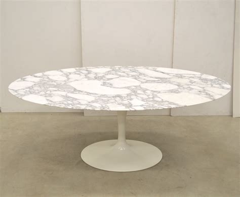 https://www.vntg.com/78268/oval-marble-dining-table-by-eero-saarinen ...
