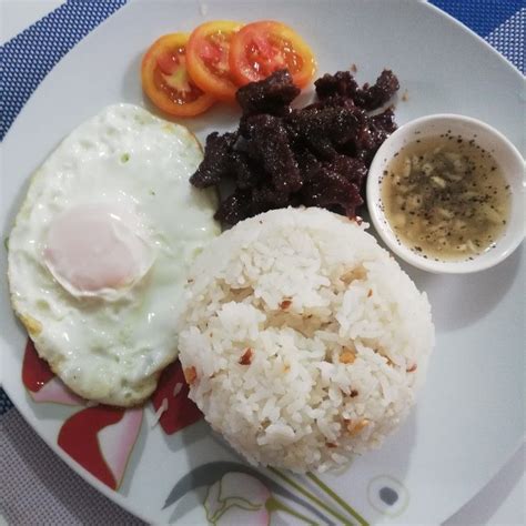 Pinoy breakfast TapSiLog | Pretty food, Healthy snacks recipes, Healthy snacks