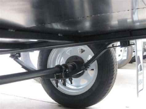 9 Steps to Replace Trailer Axles - tow-max