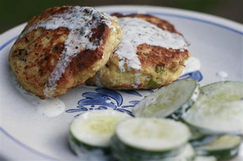 Salmon Patties w/ Creamy Lemon-Dill Sauce