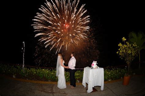 Wedding fireworks | Wedding fireworks, Fireworks, Fireworks display