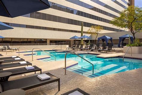 Hyatt Regency Phoenix Pool Pictures & Reviews - Tripadvisor