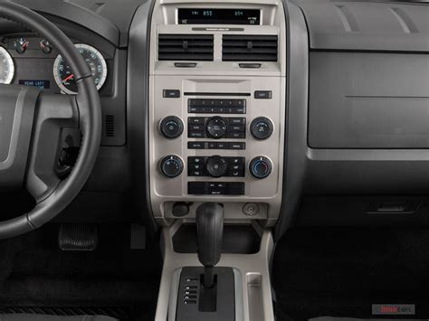 2010 Ford Escape: 11 Interior Photos | U.S. News