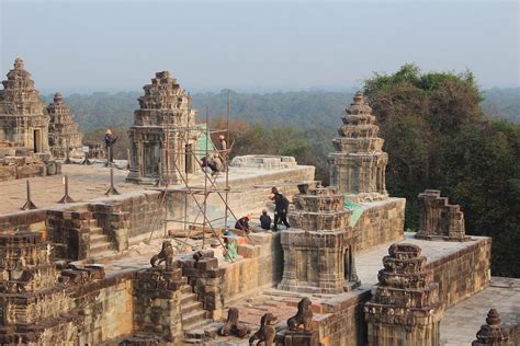 Phnom Bakheng | World Monuments Fund