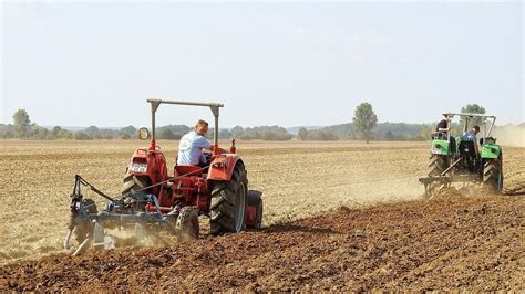 Date confirmed for ploughing match - East Devon News