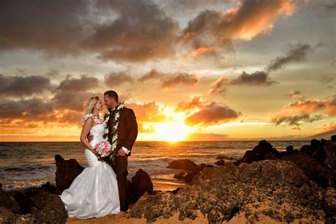 Ancient Hawaiian Weddings: Maui Wedding Planner Maui Beach Weddings