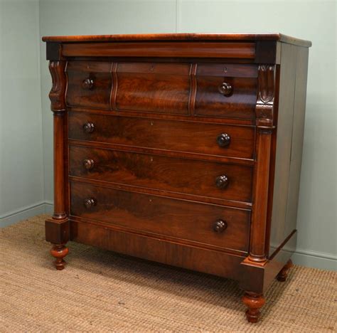 Antique Scottish Chest of Drawers - Antiques World