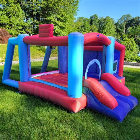 Kangaroo Kastle Inflatable Bounce House with Blower, Jumping Castle ...