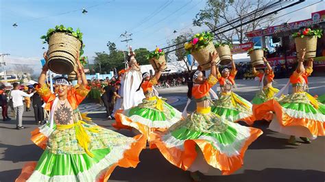 City in Bicol pushes through with festival | Inquirer News