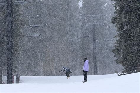 California braces for 10 feet of snow and ‘life-threatening’ blizzard ...